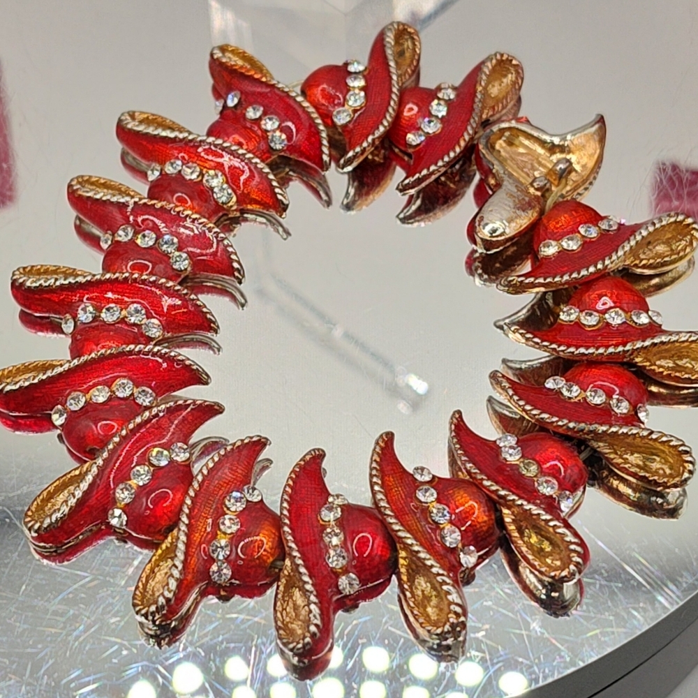 Jewelry Show Tonight at 9:45 pm CST. Theme - You are loved! β€οΈπππ₯° - Picture 4 of 11